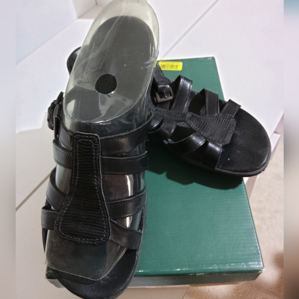 🌷CLARKS STEFFI BLACK 9 1/2 M